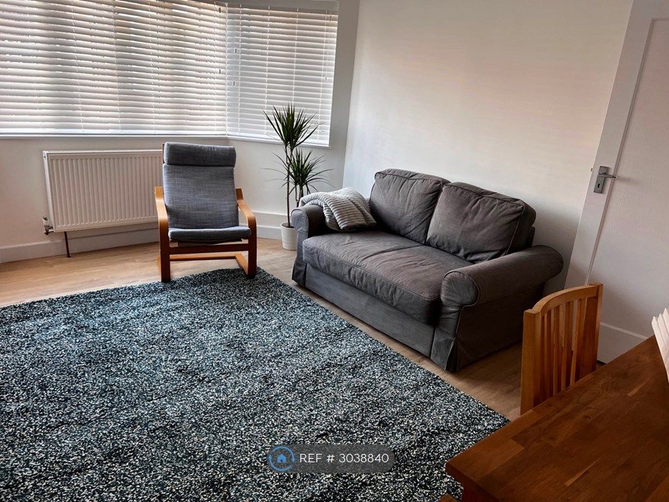 Property photo 1 of 28 Lounge
