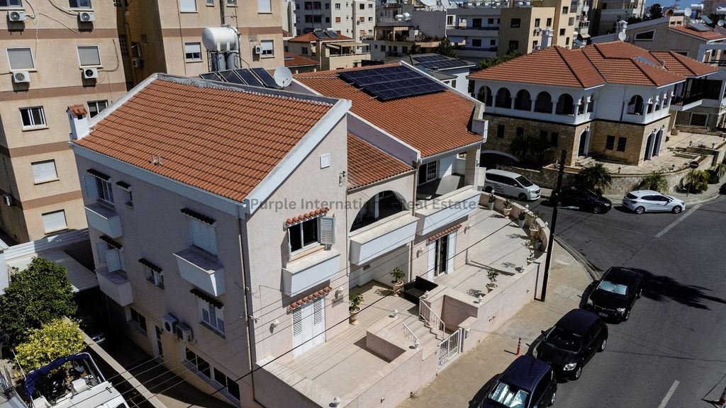 Property photo 1 of 45