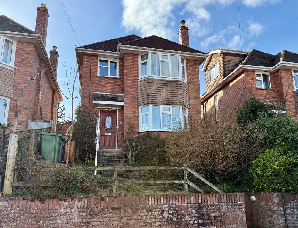 Property photo 1 of 21 Photo 2