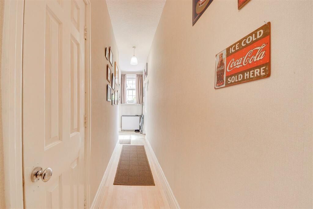 Property photo 3 of 21 4310254