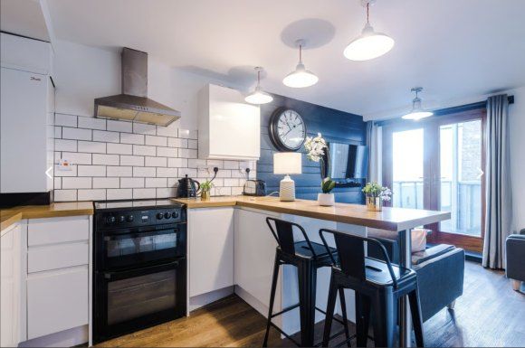 Property photo 3 of 7 9063733.Png