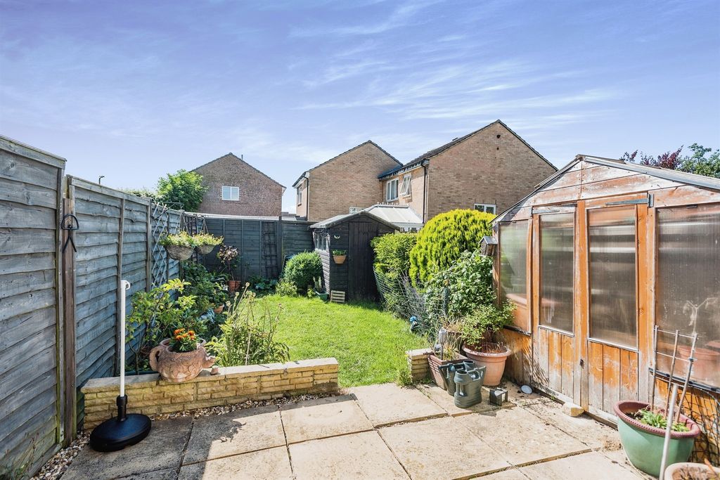 Property photo 2 of 12