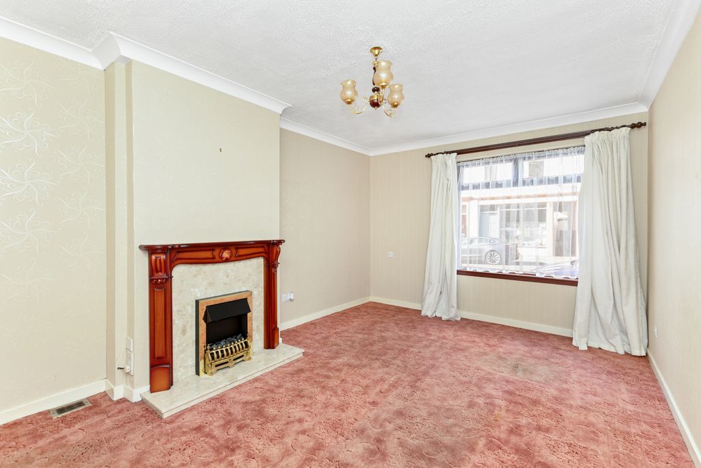 Property photo 2 of 18 Property Image 2