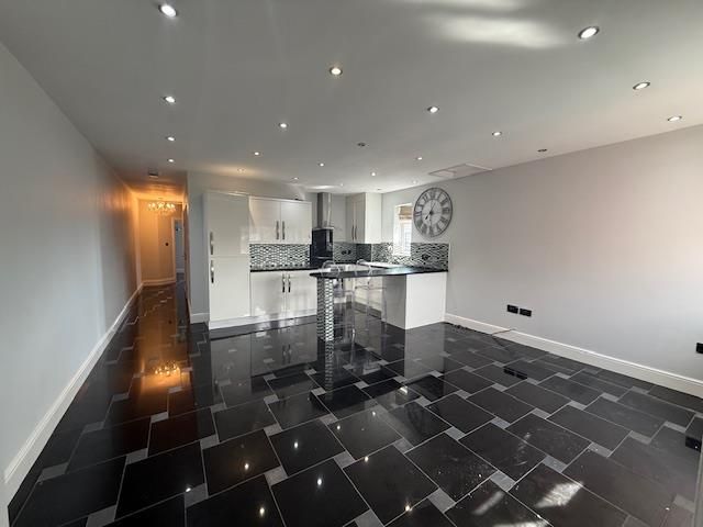 Property photo 2 of 14 Img_5548.Jpg