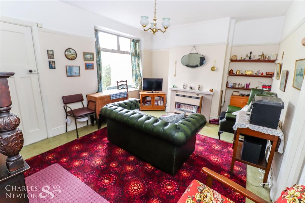 Property photo 2 of 16 Img_2364.Jpg