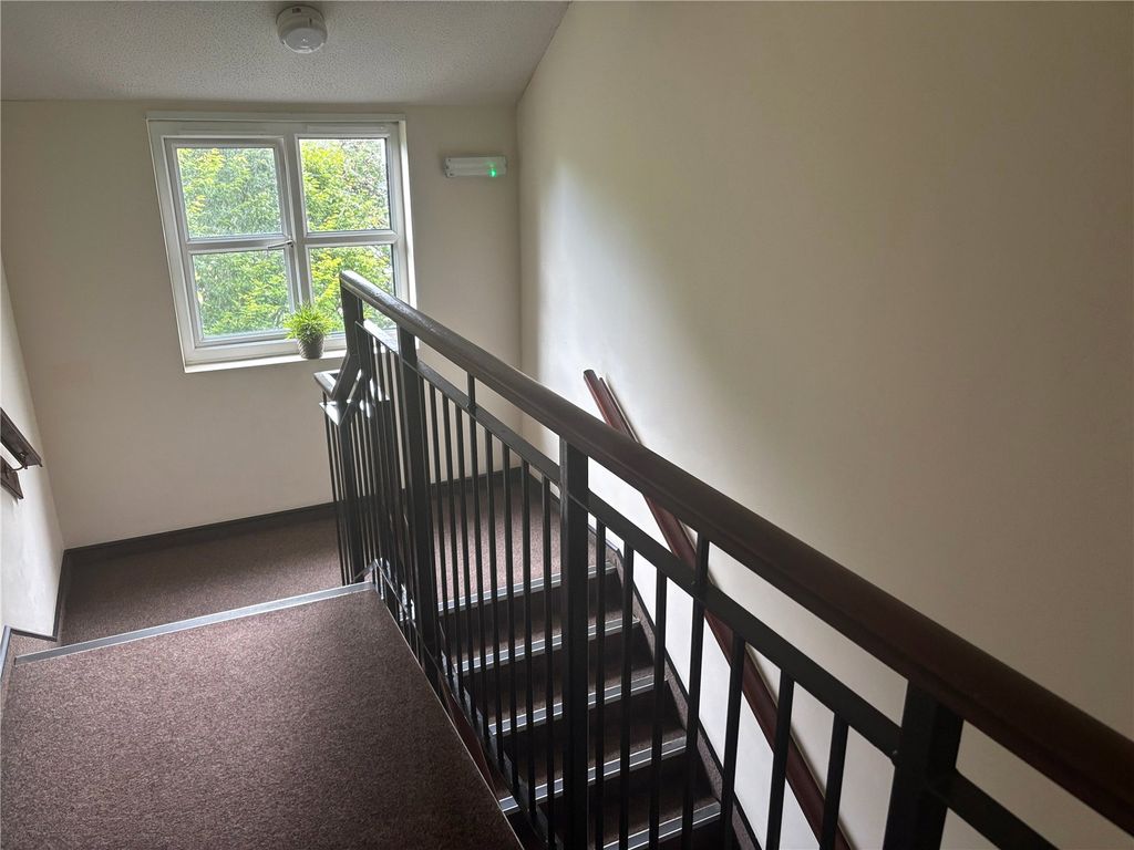 Property photo 2 of 12 Picture No. 13