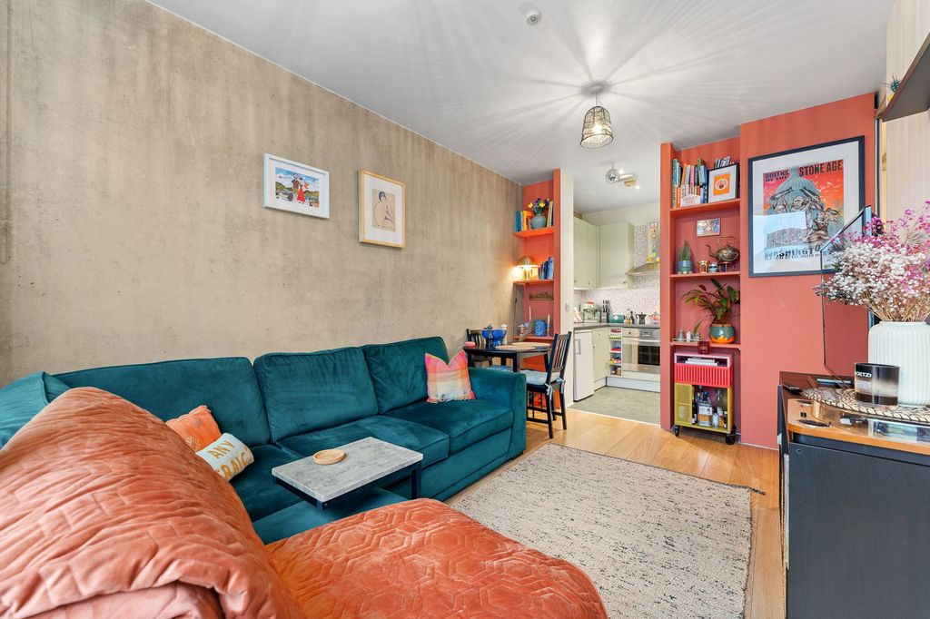 Property photo 2 of 16