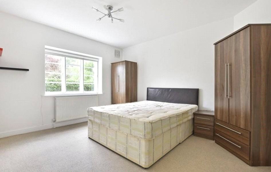 Property photo 3 of 8 Picture No. 02