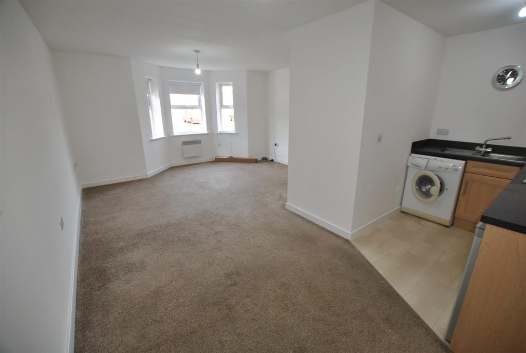 Property photo 3 of 8 Open Plan Living Space