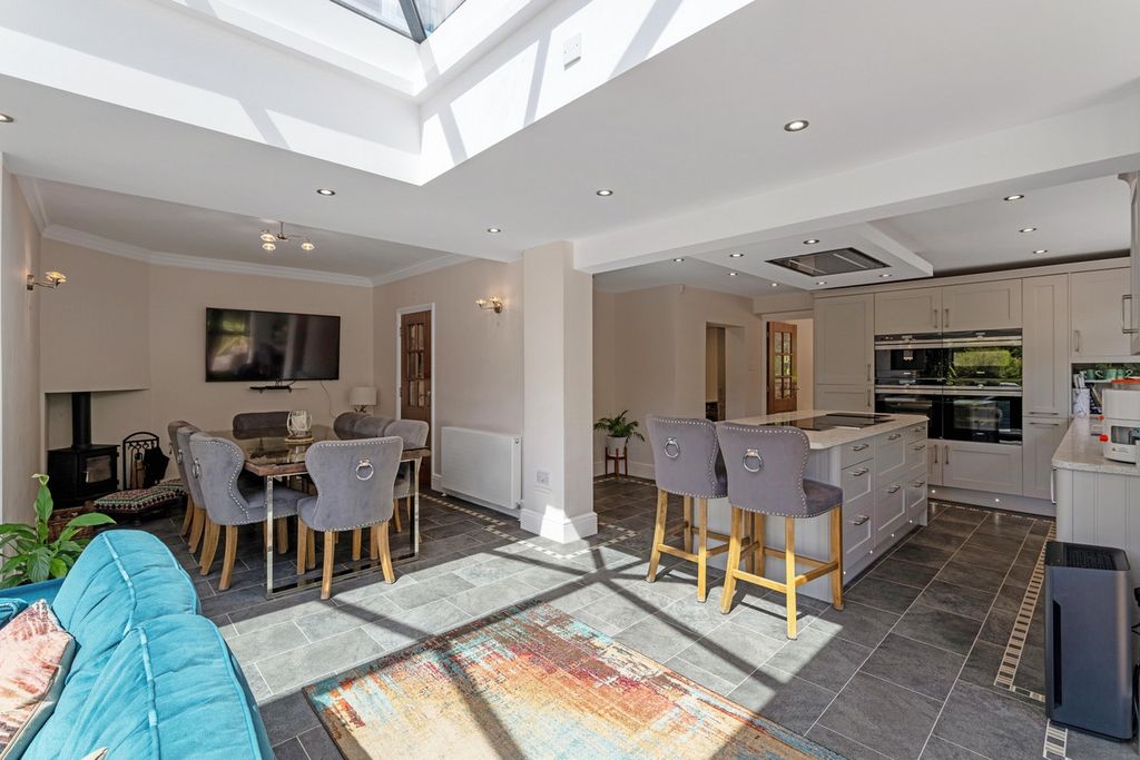 Additional image 16 of 6 bed detached house for saleCherry Pit Lane, Beoley, Worcestershire B98