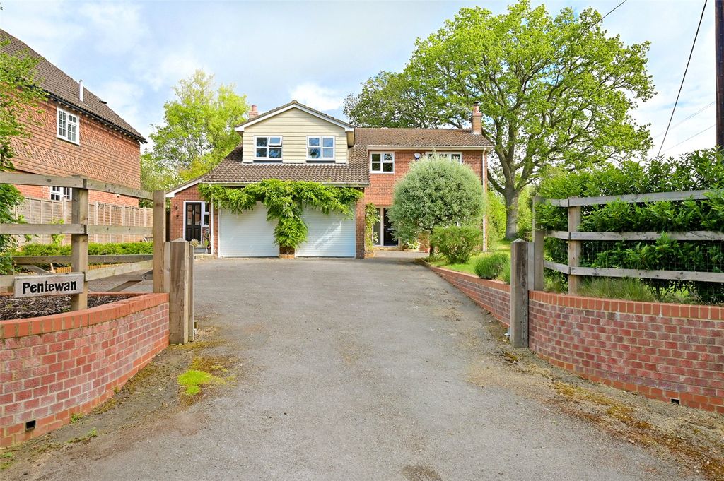 Property photo 1 of 10 Picture No. 02