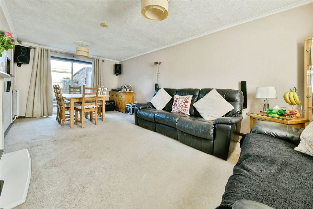 Property photo 3 of 24 Picture No. 34