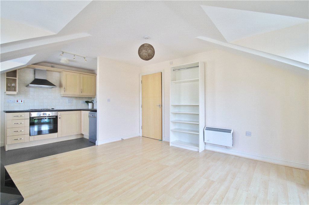 Property photo 2 of 12 Reception/Kitchen
