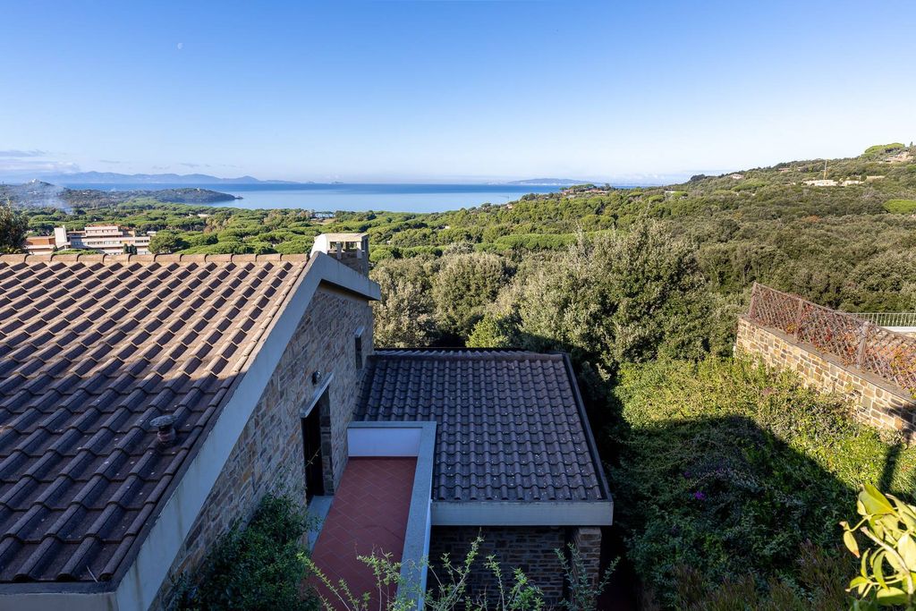 Property photo 1 of 25