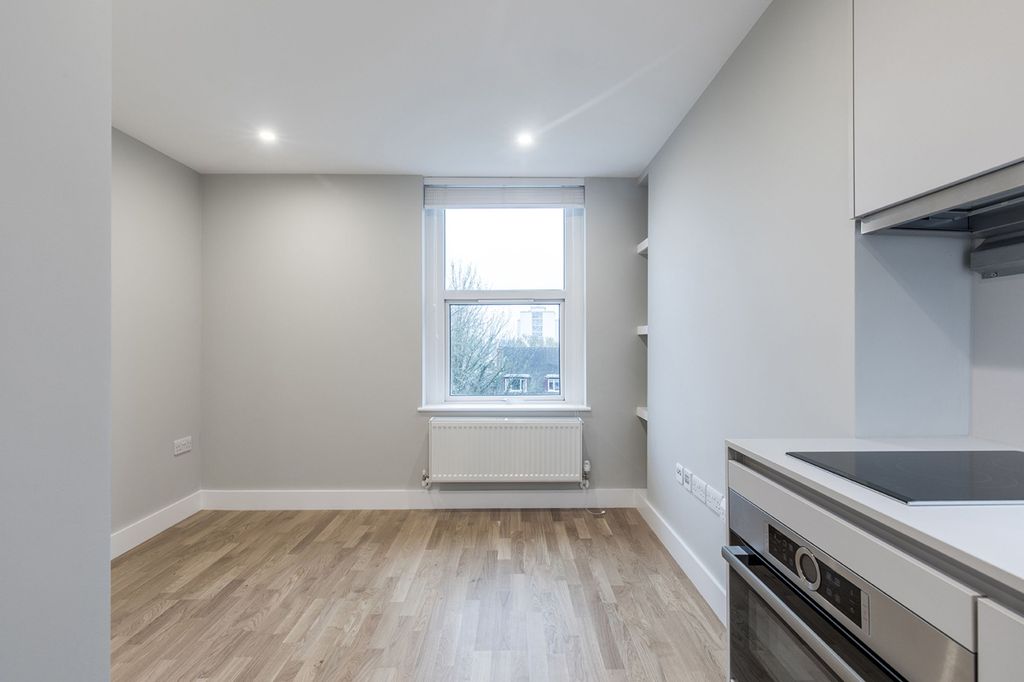 Property photo 3 of 10 Living_Room (Example)