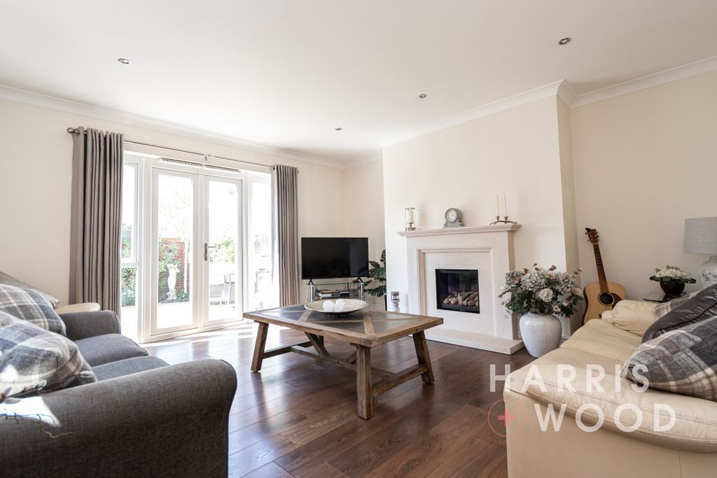 Property photo 2 of 26 4100921