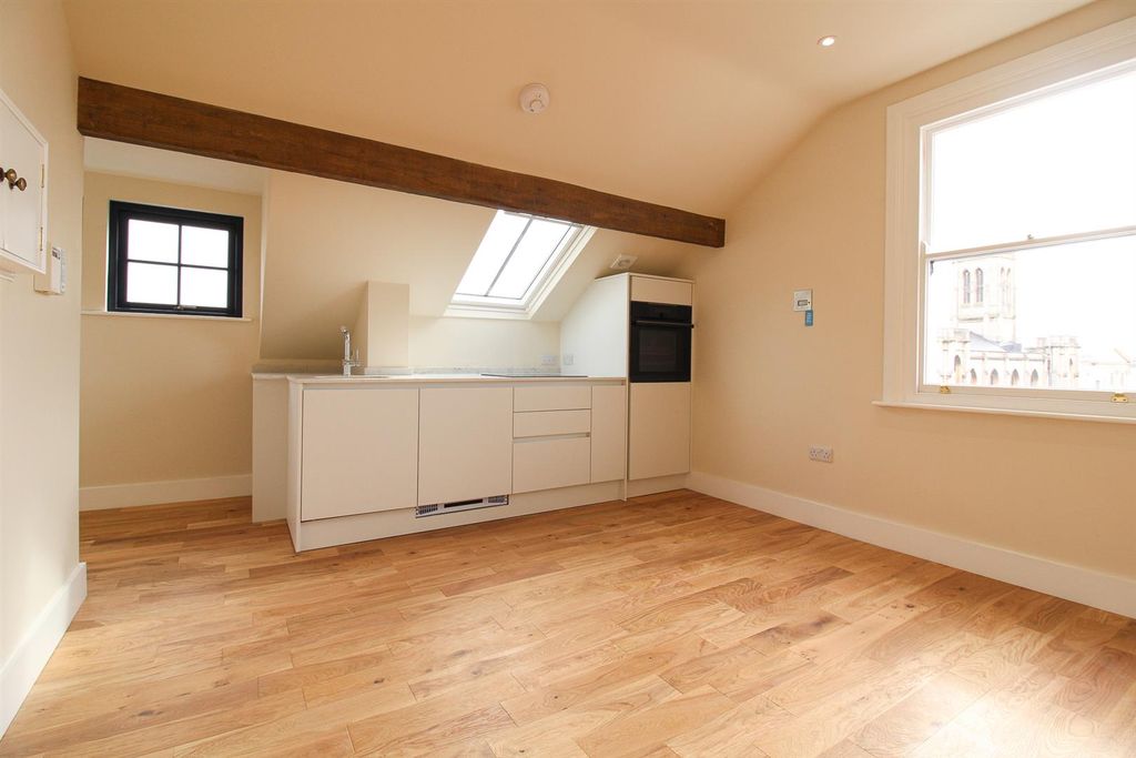 Property photo 2 of 6 Sitting Room