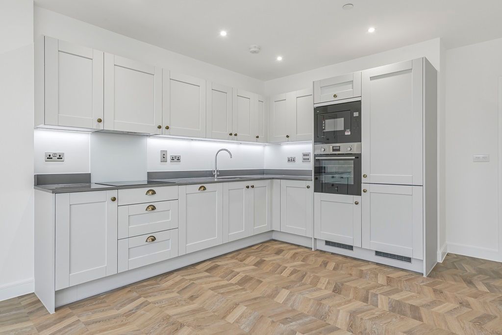 Property photo 1 of 14 Cook Up A Storm In The Kitchen