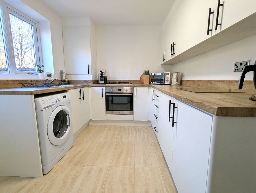 Property photo 3 of 13 Photograph 3