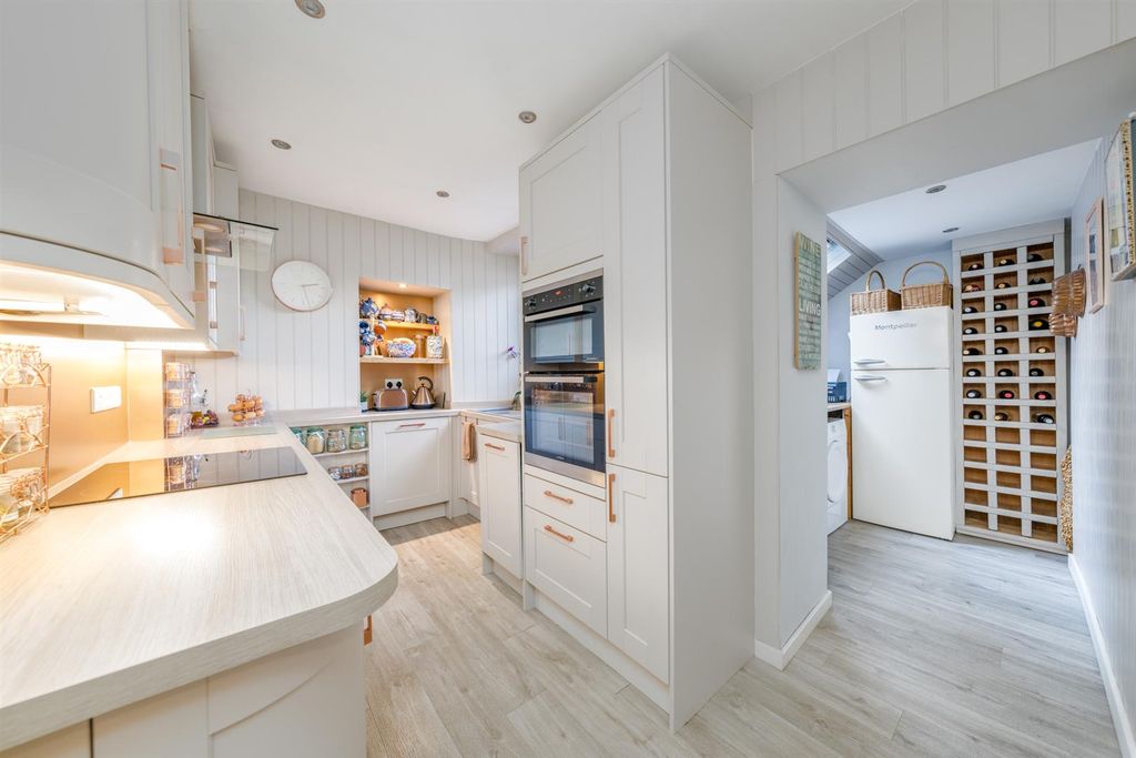 Property photo 2 of 26 61 High Street Coldstream-06.Jpg