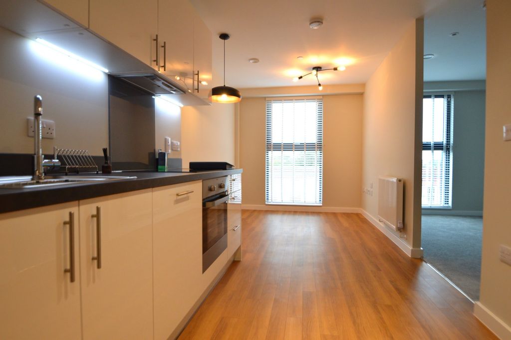 Property photo 2 of 4 Kitchen/Lounge