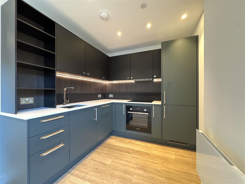 Property photo 2 of 22 Kitchen Pic 3.Jpeg