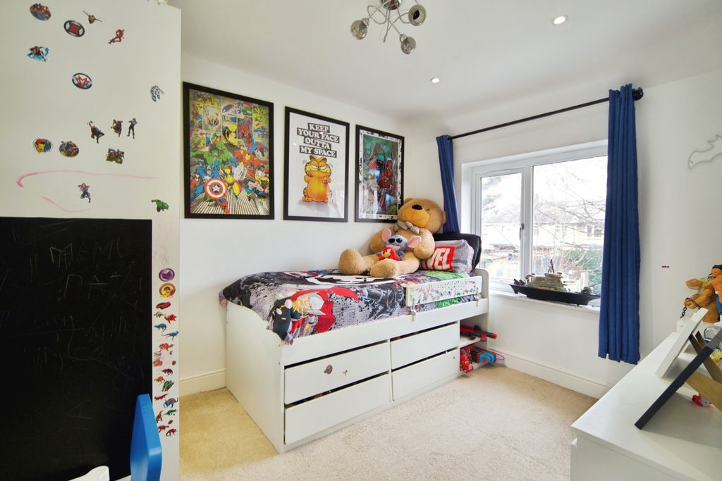 Property photo 2 of 17 Pbox-Img.Jpg