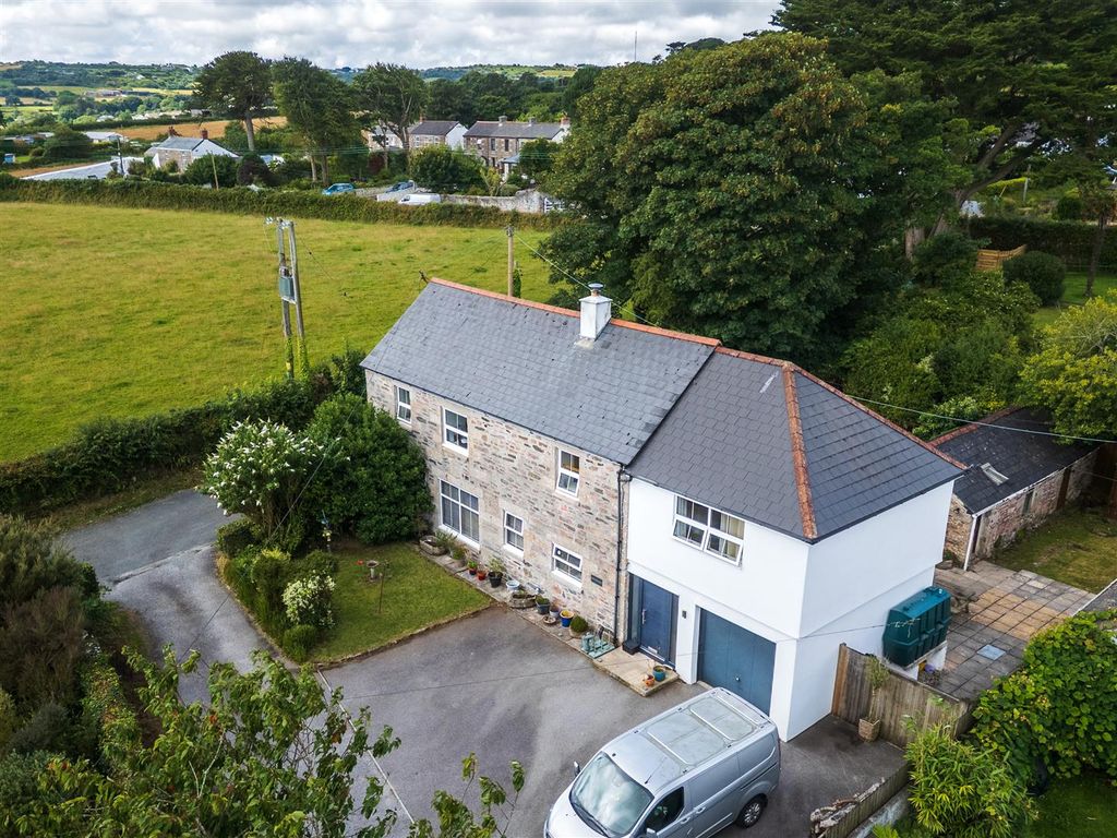 Property photo 1 of 34