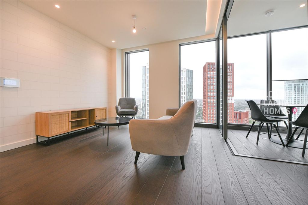 Property photo 3 of 26 2707-36.Jpg