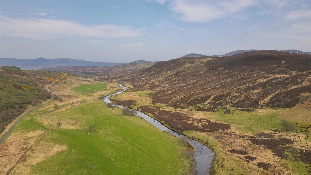 Property photo 1 of 14 Dji_0020.Jpg