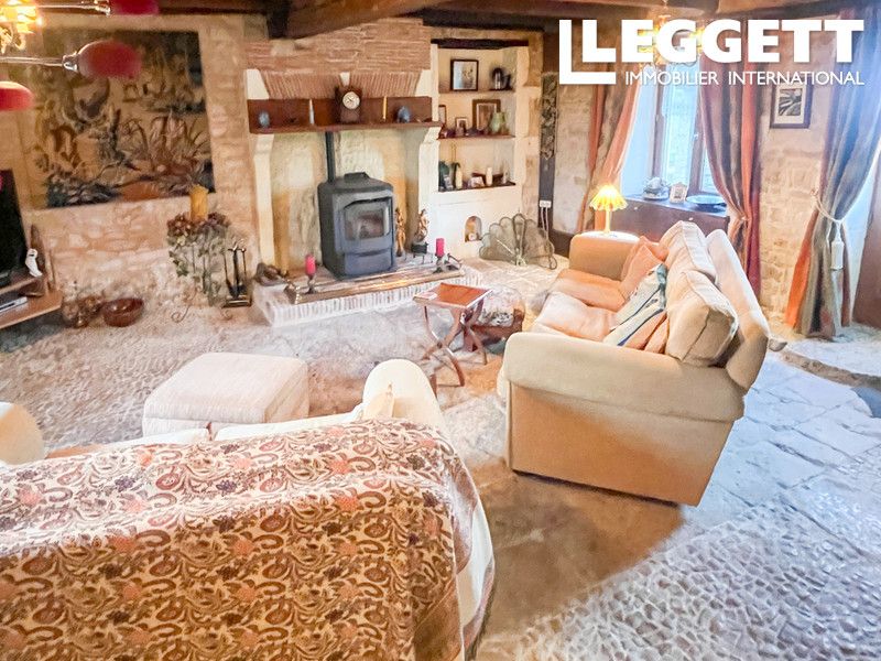 Property photo 3 of 10