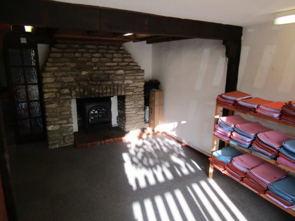 Property photo 3 of 6 Photo 2