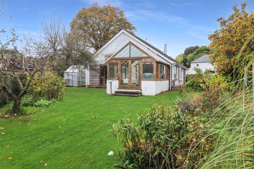 Property photo 3 of 16 Picture No. 12