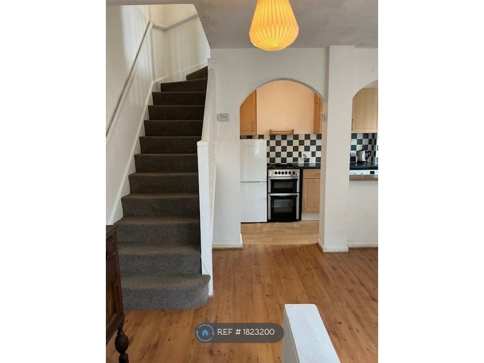 Property photo 3 of 11 Open Plan Entrance
