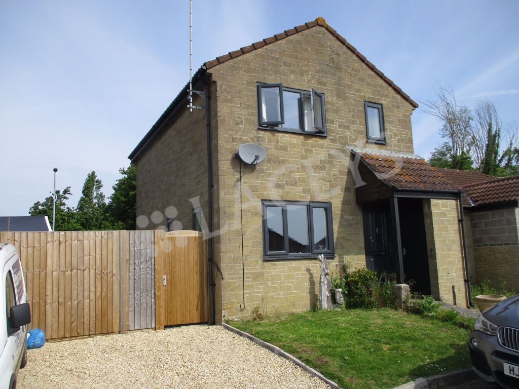 Property photo 1 of 7 External