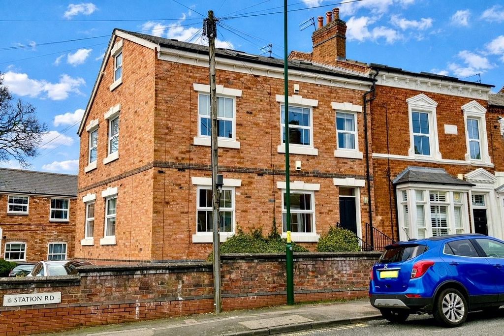 Property photo 1 of 15 C04C92A9-C19F-49Ed-Af05-46F8A4F9E87F.Jpg