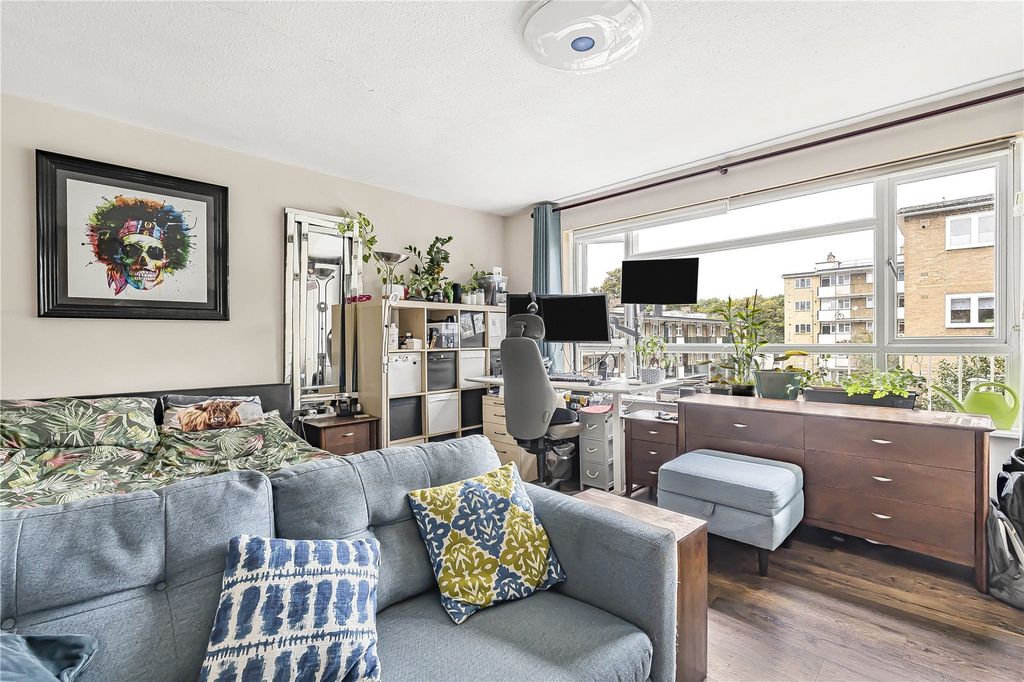 Property photo 2 of 15 Reception Room