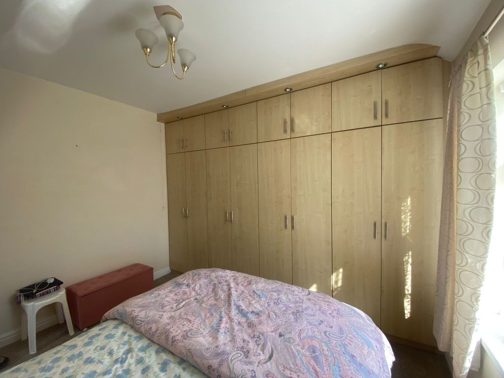 Property photo 2 of 3