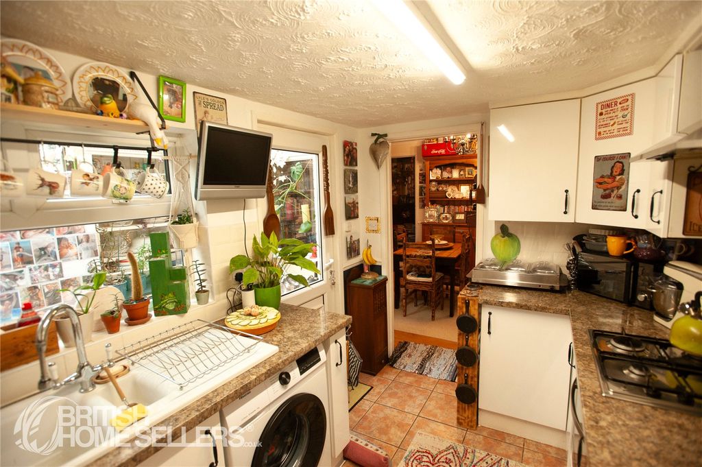 Property photo 3 of 27 Picture No. 47