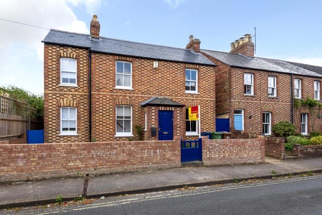 Property photo 1 of 10 External Front View