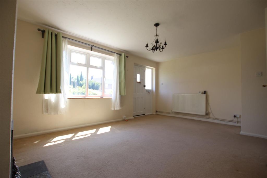 Property photo 2 of 6