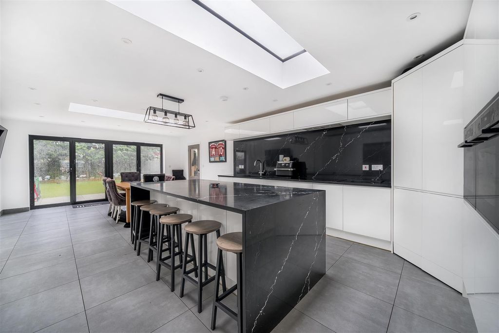 Property photo 2 of 19 1381583-6-691707c5d5747-Arw.Jpg