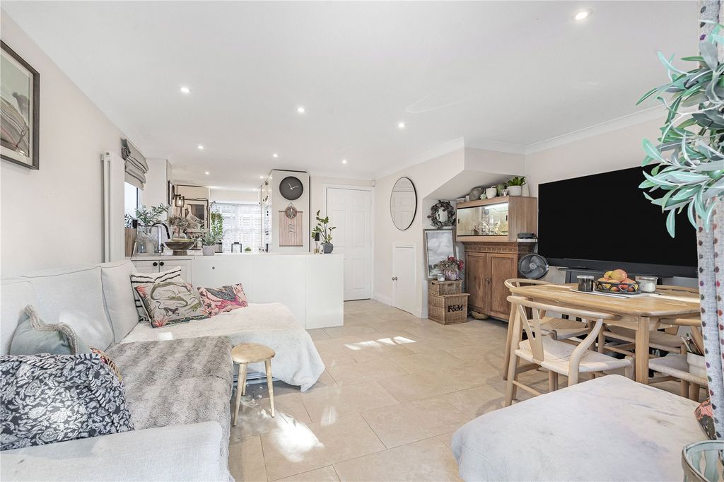 Property photo 2 of 13 Reception Room