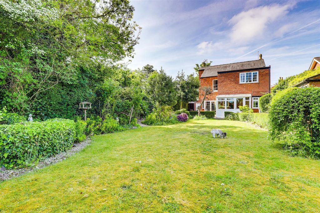 Property photo 3 of 35