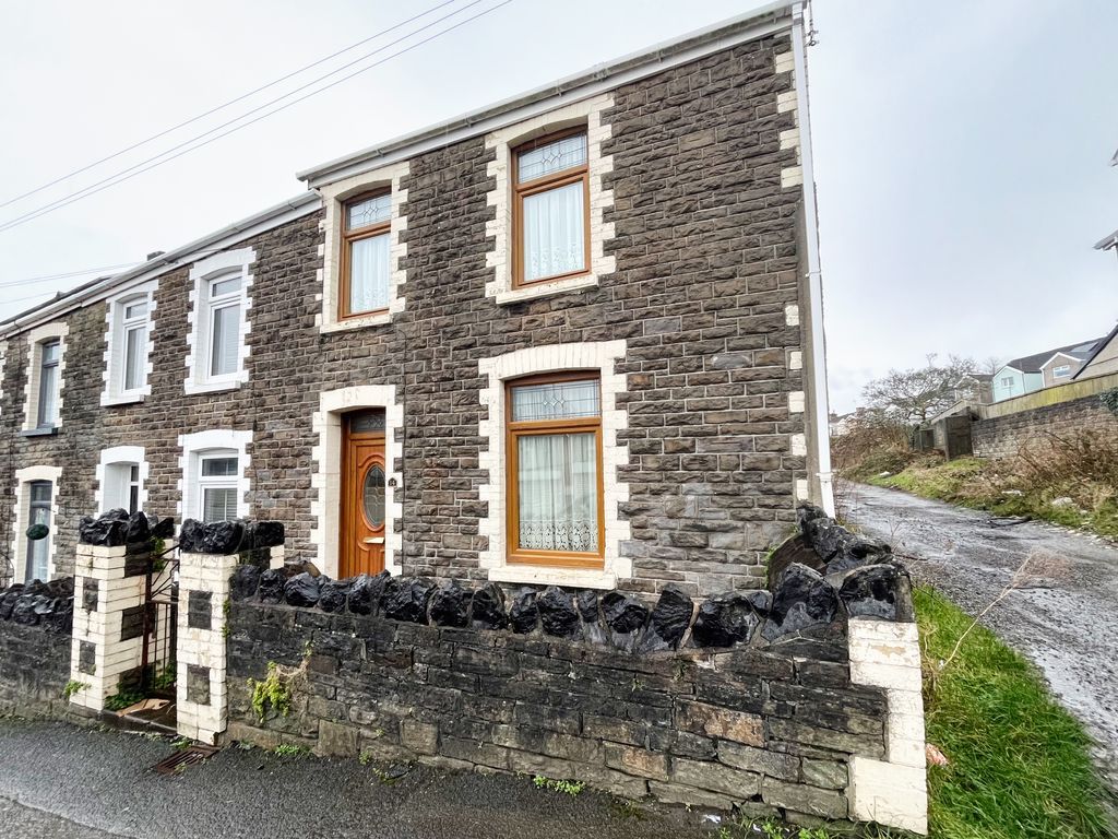 Property photo 1 of 17 Photo 15