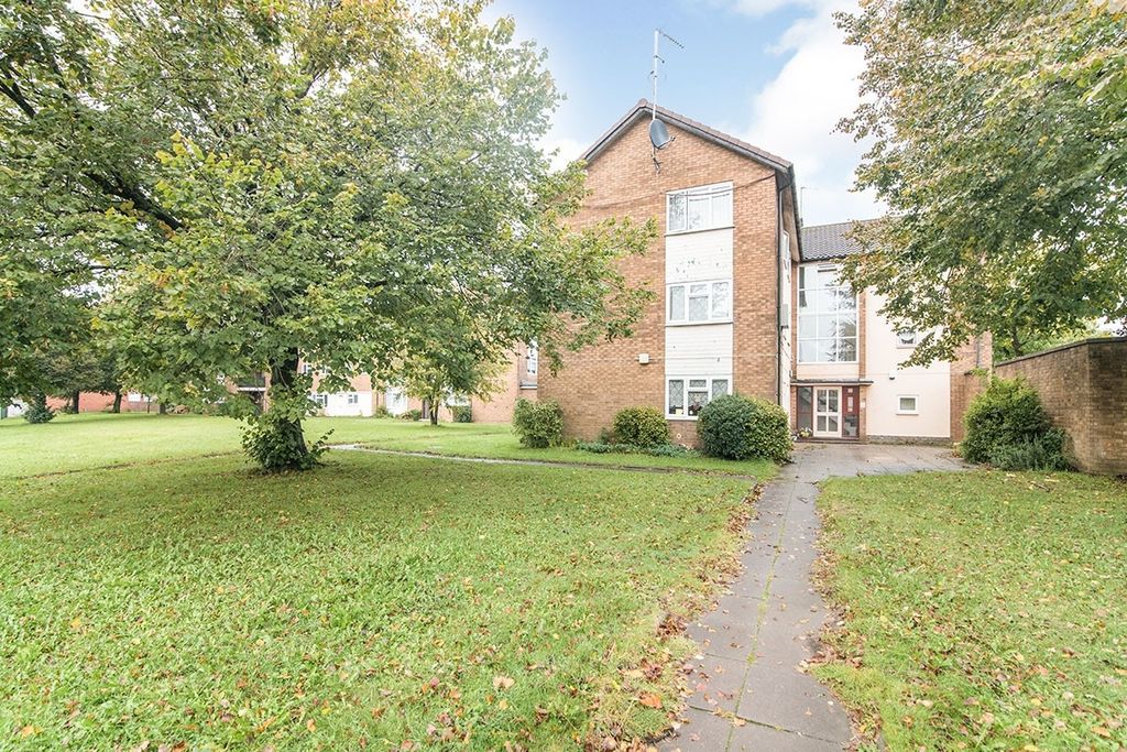 Property photo 1 of 8 Main Page