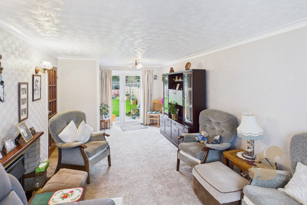 Property photo 3 of 14 Cam01814G0-Pr0055-Still001.Jpg