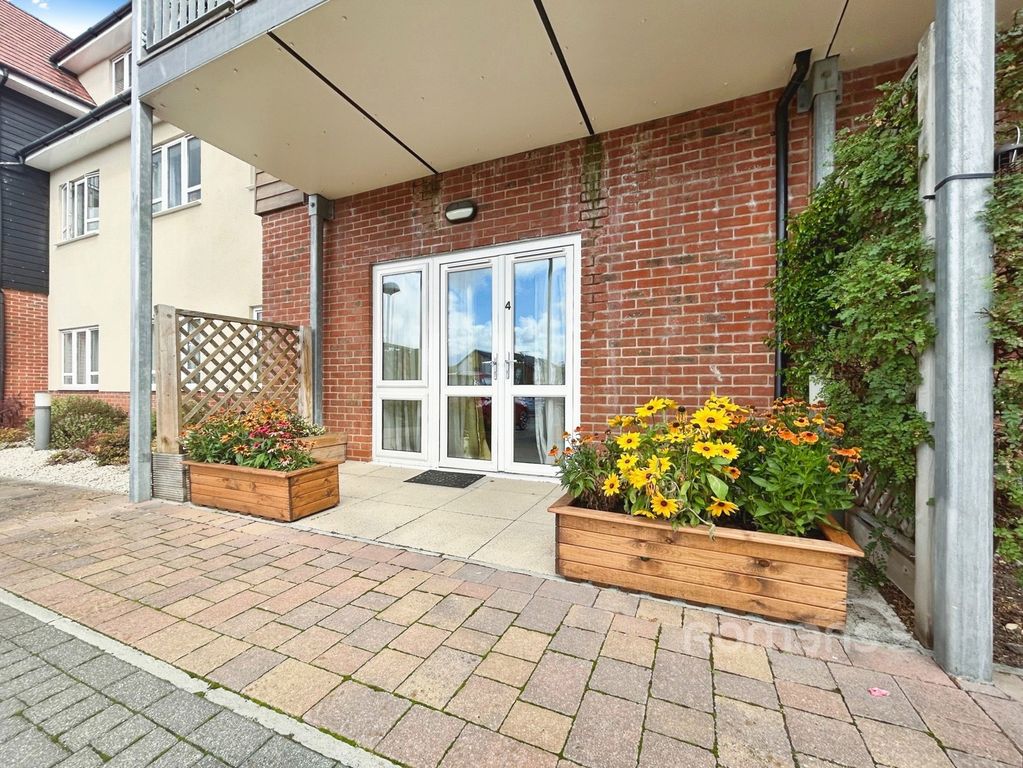 Property photo 1 of 18 Pbox-Img.Jpg
