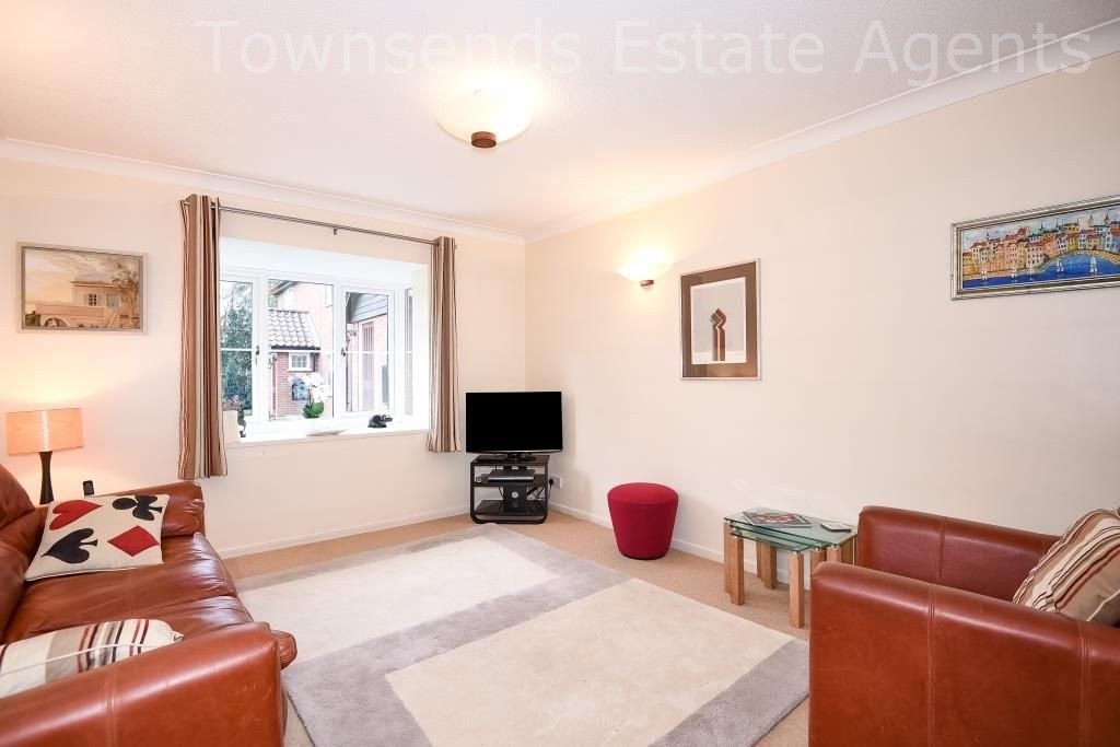 Property photo 2 of 10