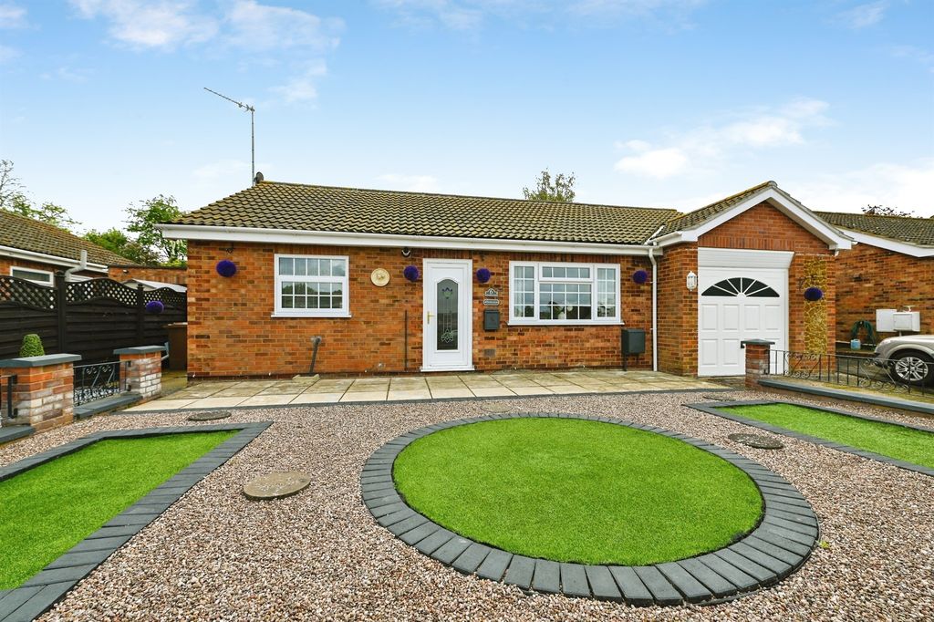 Property photo 1 of 20